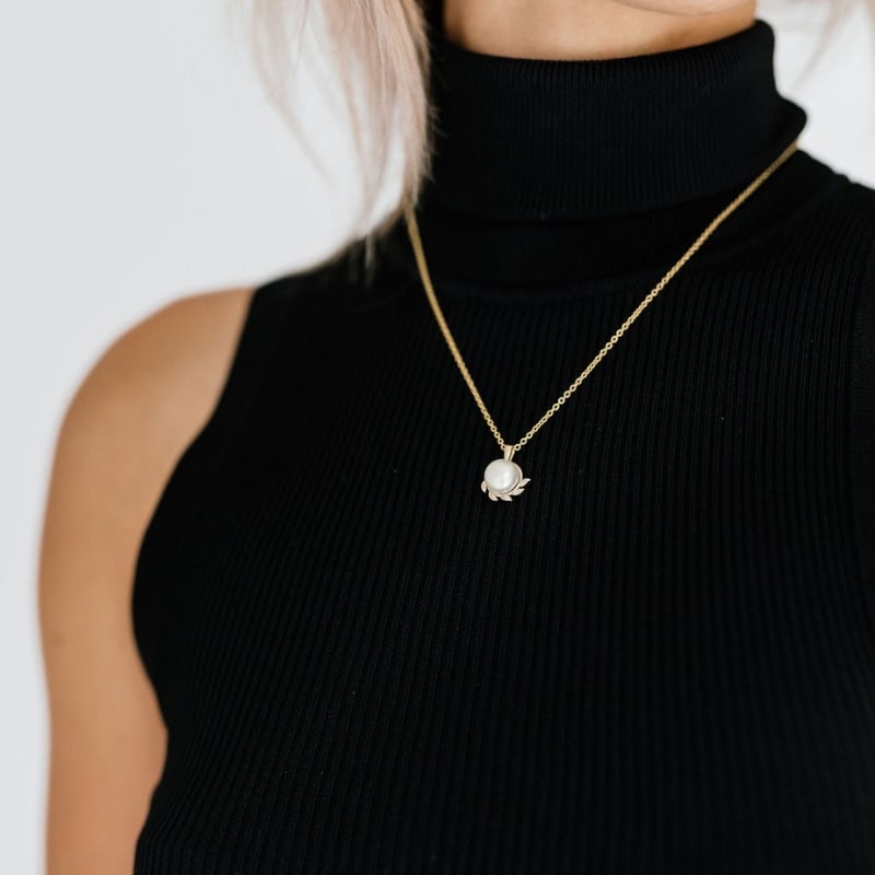 Waiting Season Necklace