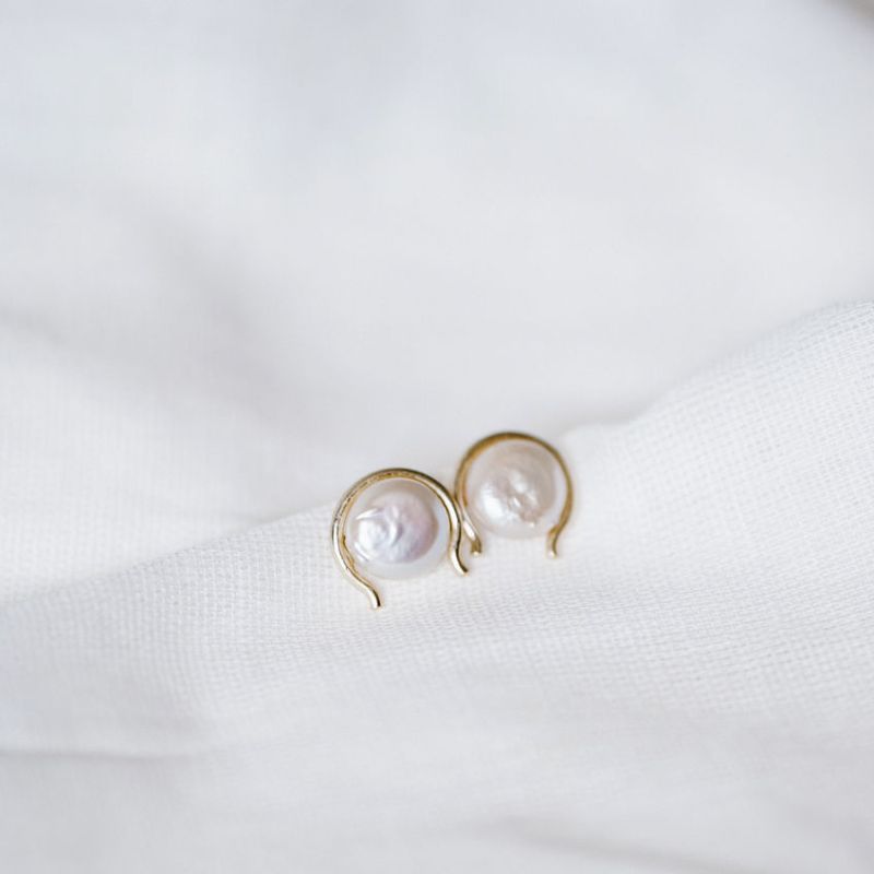 He is Light Studs - Image 6