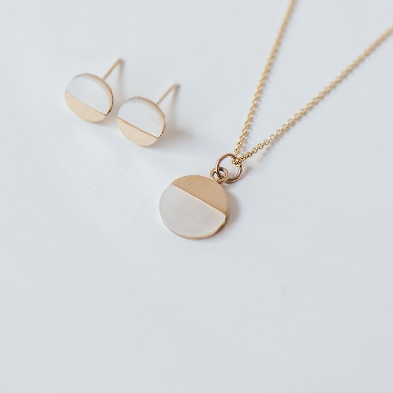 Mother-of-Pearl Crescent Necklace - Image 3